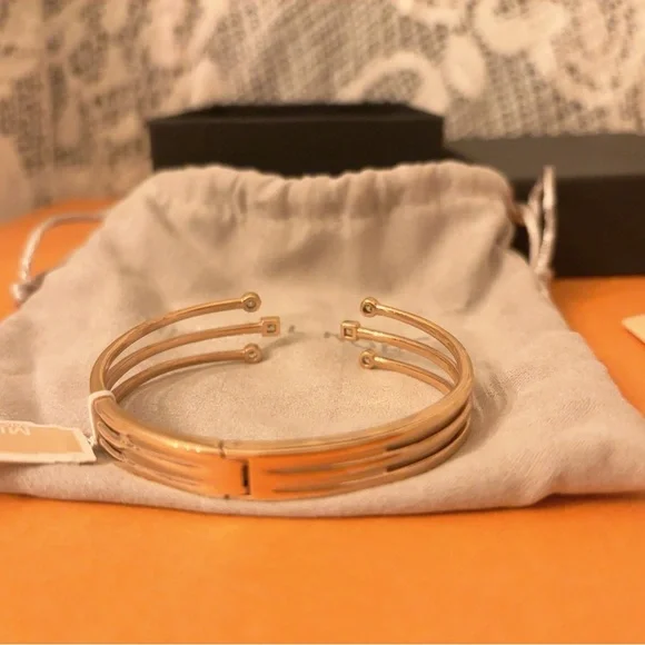 NWT Michael Kors Modern Brilliance Gold Color Cuff Bracelet Crystals - Picture 8 of 14